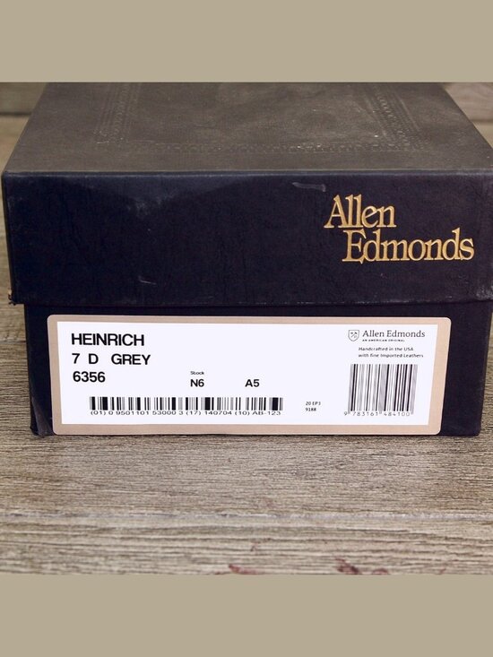 * NIB * $425 Allen Edmonds HEINRICH Chukka 7 D Grey Suede * add $15 new Trees main image 9